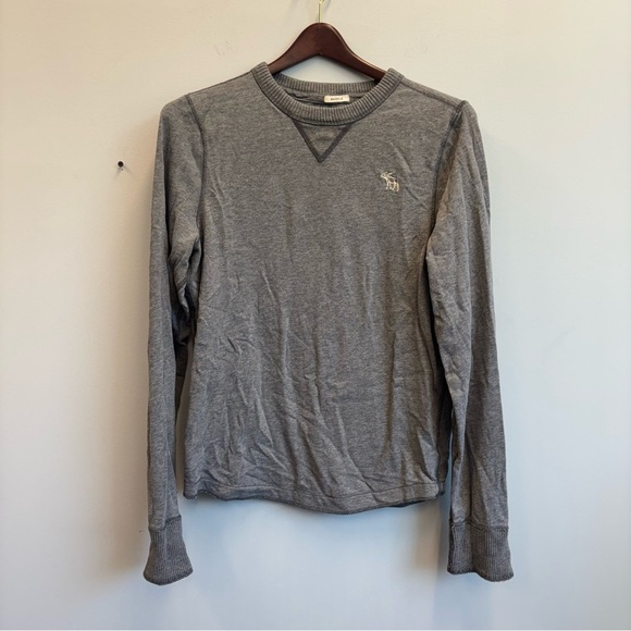 Abercrombie & Fitch Other - Abercrombie & Fitch Large Top Muscle Gray Long Sleeve